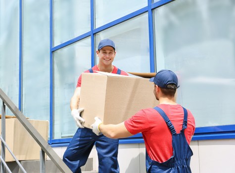 Packing and transport support for local removals