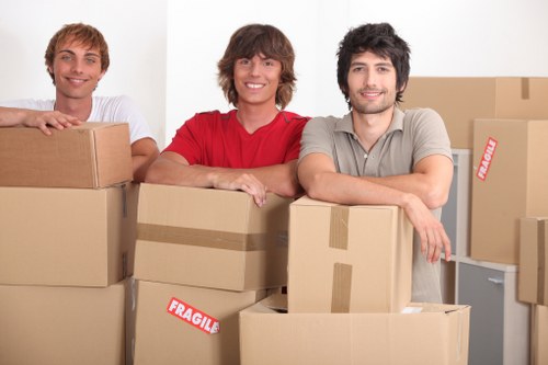 Booking and payment terms for a UK moving service