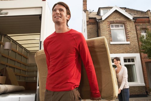 Quotation request for man with van services in Raynes Park