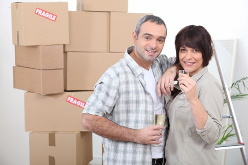 Raynespark moving service for flats, storage, and office items